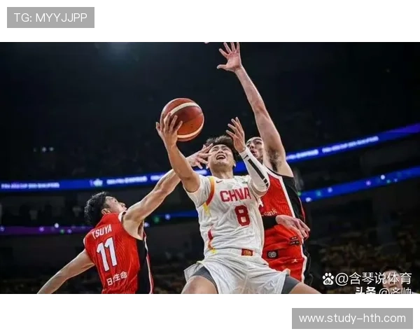 CBA联赛激烈对决火花四溅本赛季夺冠形势逐渐明朗 CBA联赛激烈对决火花四溅本赛季夺冠形势逐渐明朗