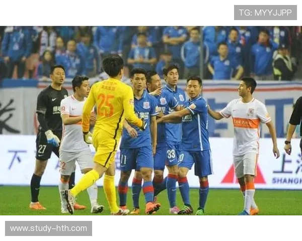 国足备战亚洲杯新阵容曝光多名年轻球员迎来首秀机会 国足备战亚洲杯新阵容曝光多名年轻球员迎来首秀机会