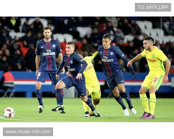 巴黎圣日耳曼队员伤情更新 新援表现引关注 主帅对球队未来充满信心