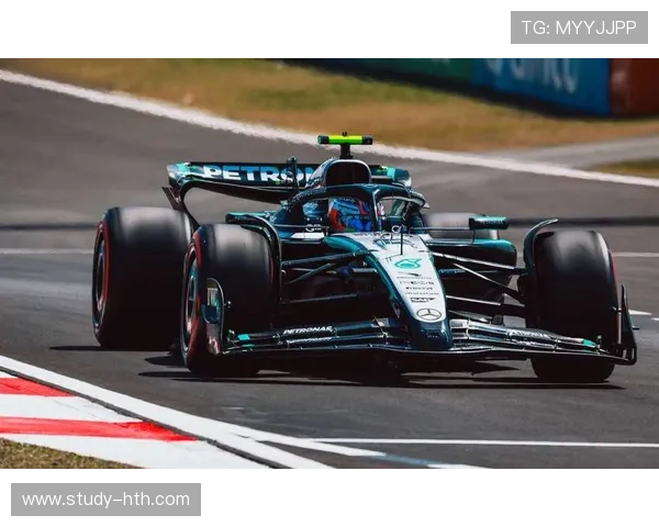 梅赛德斯引擎革新助力F1赛季强势开局竞争激烈