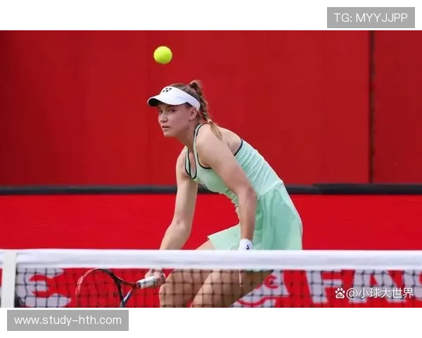 世界网坛风云再起顶尖球员激战不断新赛季格局悄然生变引发关注